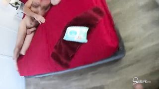 Latina milf anyuci hátsó bejáratba tolva