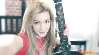 Sonya Sweet segge megdugva