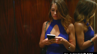 Adriana Chechik popsikája szétbaszva