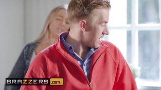 Brazzers - Petite Princess Eve és méretes nyeles aszpirin