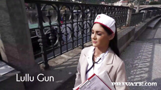 Private - Lullu Gun rendesen análba tolva