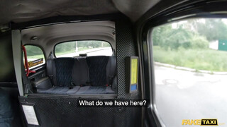 Fake Taxi - Tini lány jól cidázza a taxist