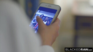BlackedRaw - Sydney Cole és a csoki kukac