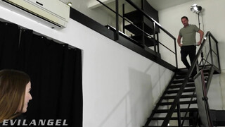 EvilAngel - Eveline Dellai a fotóssal baszik