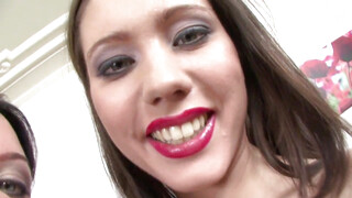 Legalporno - Alysa és Aspen popsiba rakva