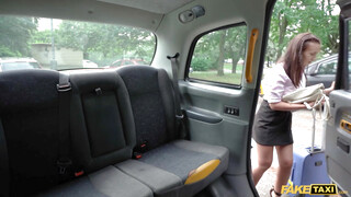 Fake Taxi  - Hatalmas csöcsű fiatal picsa meghágva