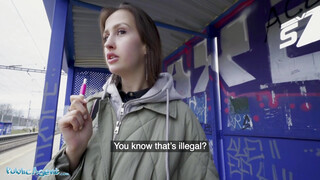 Public Agent - Fiatal picsa pénzért baszik