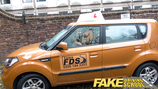 Fake Driving School - Tini kisasszony az oktatóval kúr