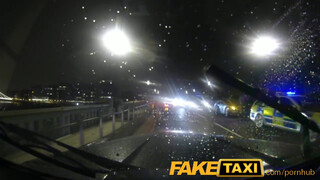 FakeTaxi - metálos bige nem marad baszatlan