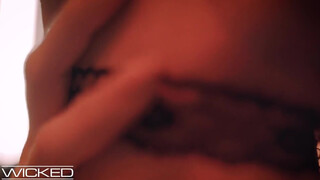 Wicked - Emily Willis popsiba is szereti