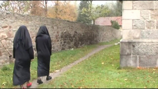 Monache Viziose - Olasz szinkronos szexvideó