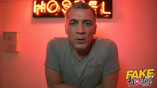 Charlie Red és Katy Rose betévednek a porno hotelbe - Fake Hostel
