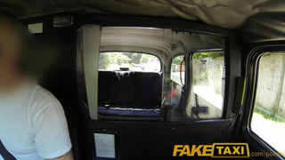 FakeTaxi - Rio Lee a hatalmas tőgyes barna hölgyemény
