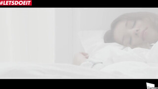 Taylor Sands hajnali szexelése - The White Boxxx