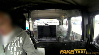 FakeTaxi - Kiki Minaj a csöcsös csoki hölgyemény