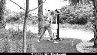 TheRealWorkout - Fitnesz vlogger és a méretes farok esete