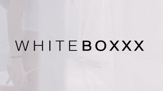 WhiteBoxxx - izgató világos szőke kisasszony reggel akar kefélni