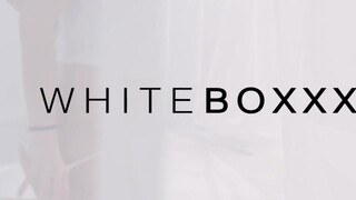 WHITEBOXXX - cuki vörös bige beleül a nagy faszba