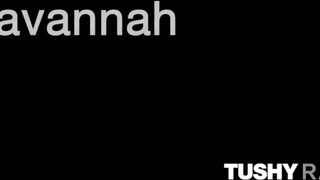 TUSHYRAW - Savannah Bond popsijába barna kárót tolnak