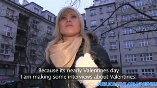 PublicAgent - Lakótelepi kisasszony meghágva