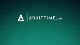 21 SEXTREME - Loren Minardi méretes ánusza megkefélve