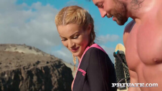 Private com - Cherry Kiss a szexy szörfös picsa