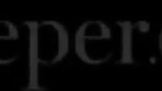 Deeper - Queenie a szexy méretes mellű milf