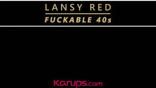 Lansy Red a gyönyörű 40 éves milf